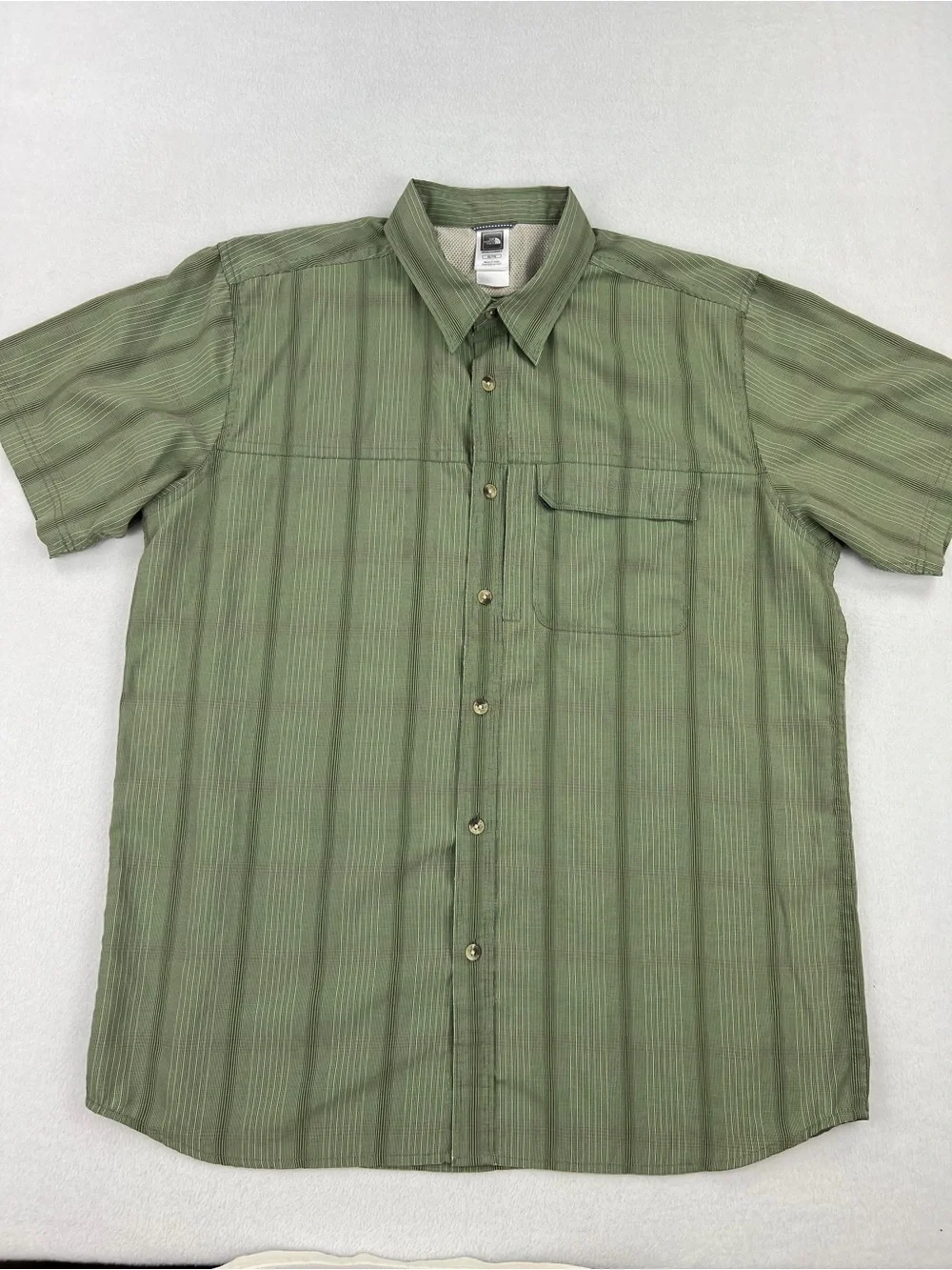 The North Face Mens Sage Green Outdoor Hiking Button Down Shirt Short Sleeve XL